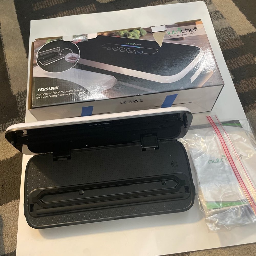 BLACK NUTRICHEF AUTOMATIC FOOD VACUUM SEALER MODEL PKVS18 Tested Used condition